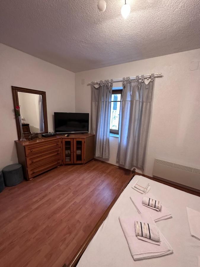 Kuca Za Odmor Stefanac Apartman Zengg Kültér fotó